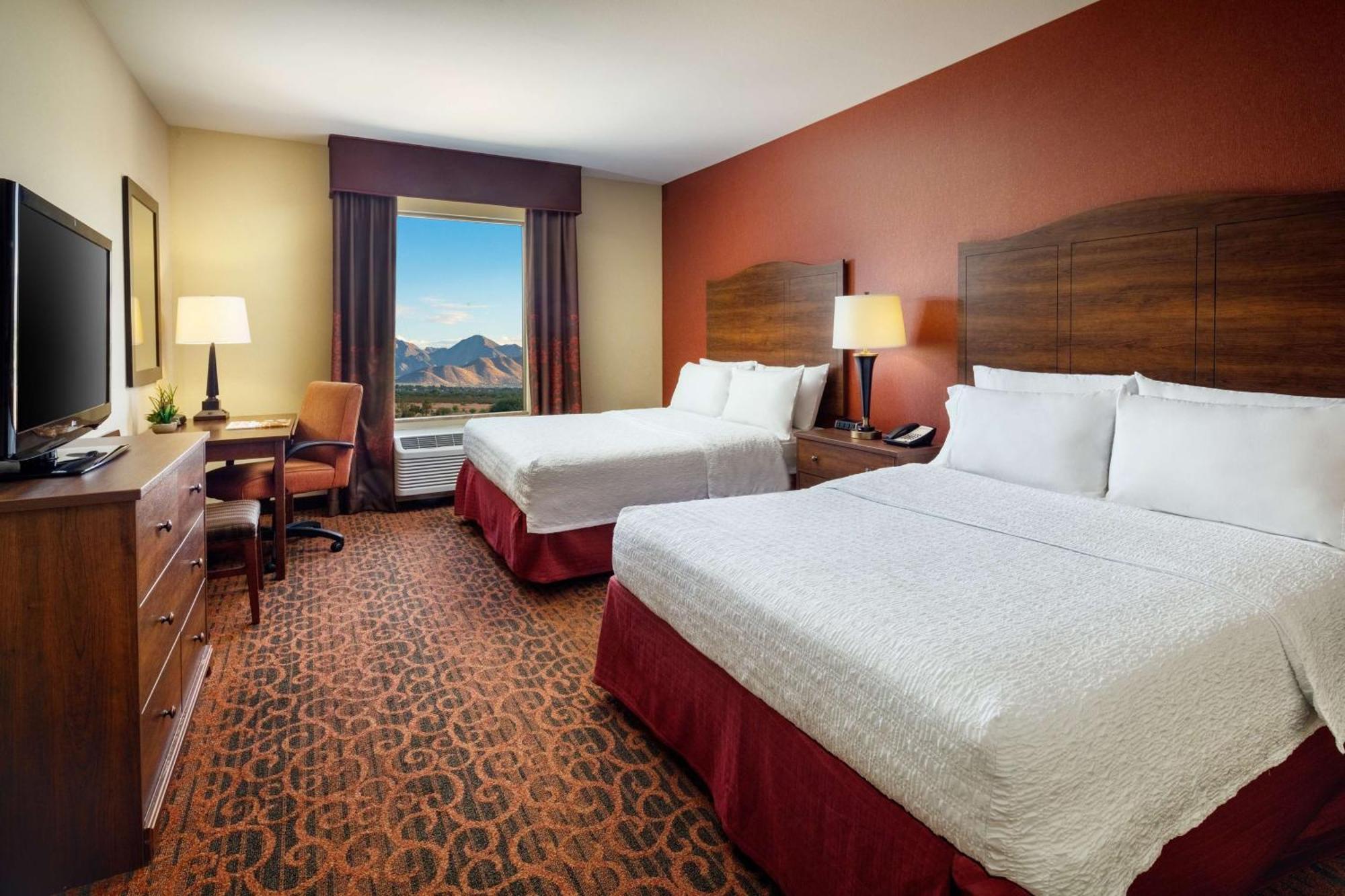 Hampton Inn & Suites Scottsdale At Talking Stick Exterior foto